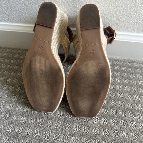 Steve Madden wedges Size 9 - Picture 3 of 3